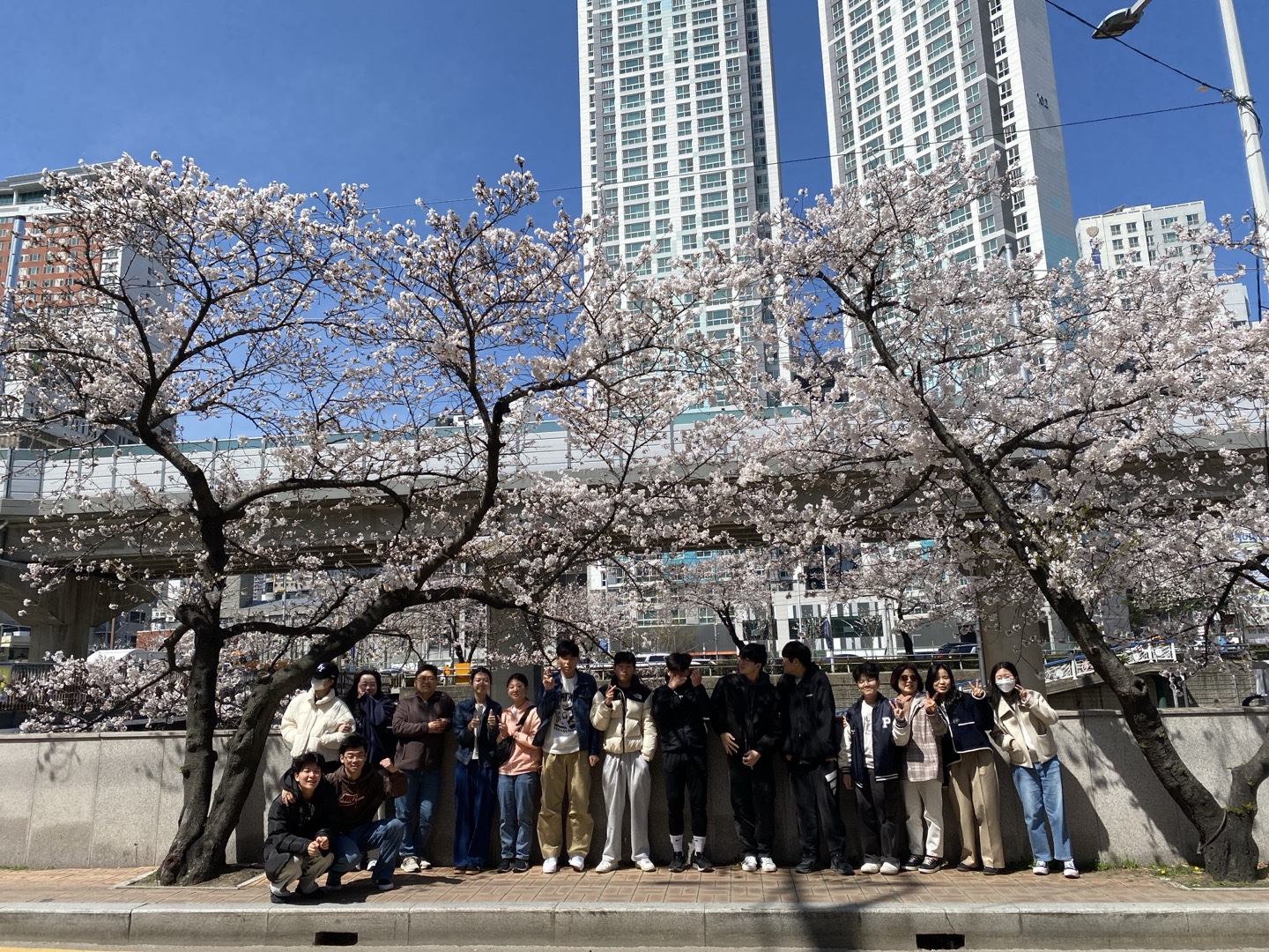 KakaoTalk_20250402_150851991_04.jpg